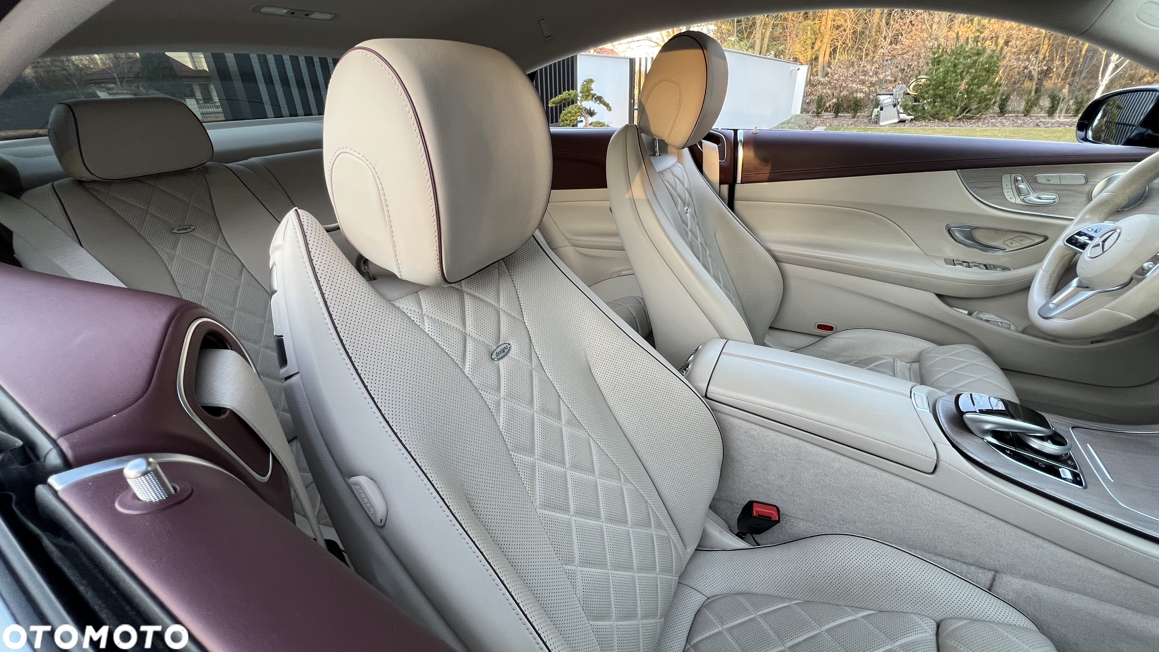 Mercedes-Benz Klasa E 300 Coupe 9G-TRONIC - 16