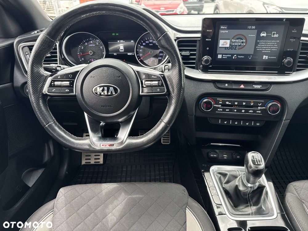 Kia ProCeed 1.5 T-GDI GT Line - 19