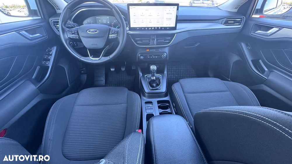 Ford Focus 1.0 EcoBoost Titanium - 18