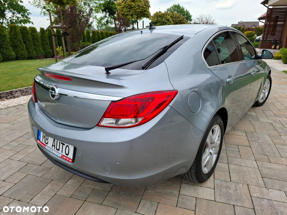 Opel Insignia 1.8 Design Edition - 19