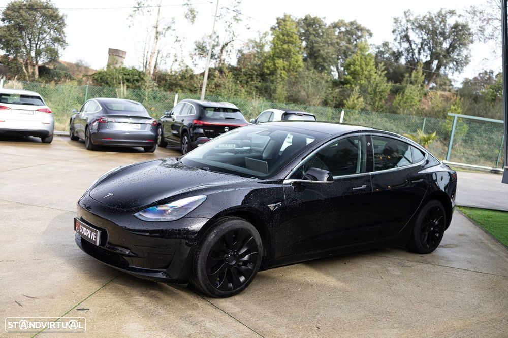 Tesla Model 3 Standard Range Plus RWD - 3