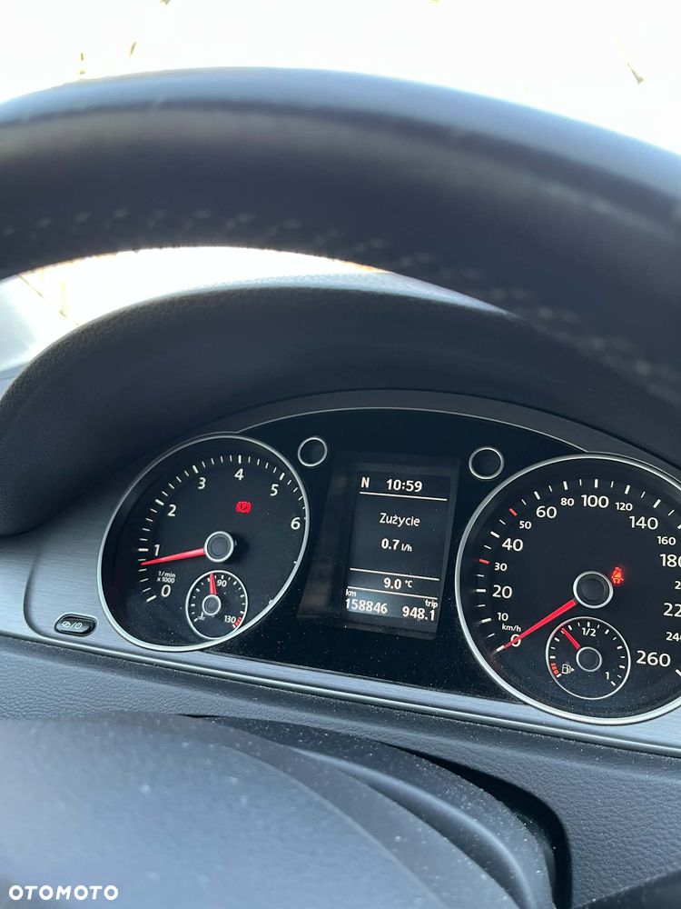 Volkswagen Passat 1.4 TSI BMT Comfortline - 9