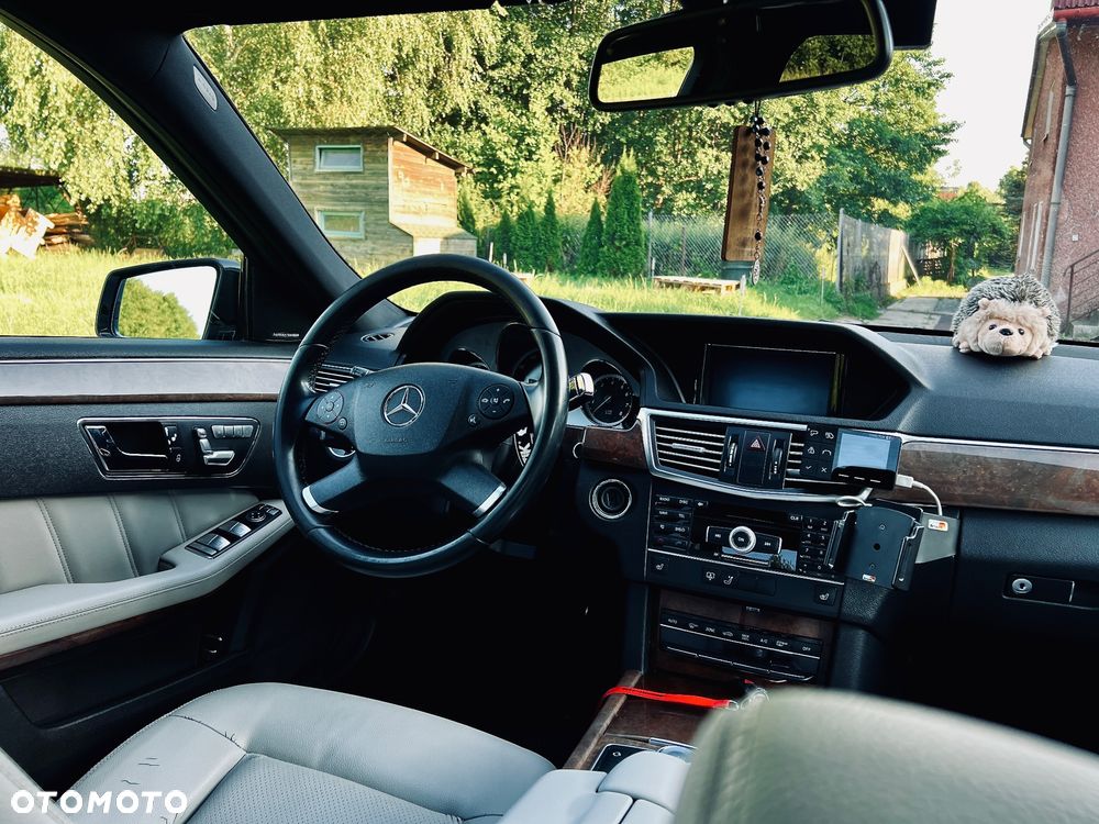 Mercedes-Benz Klasa E 350 4-Matic Avantgarde - 14