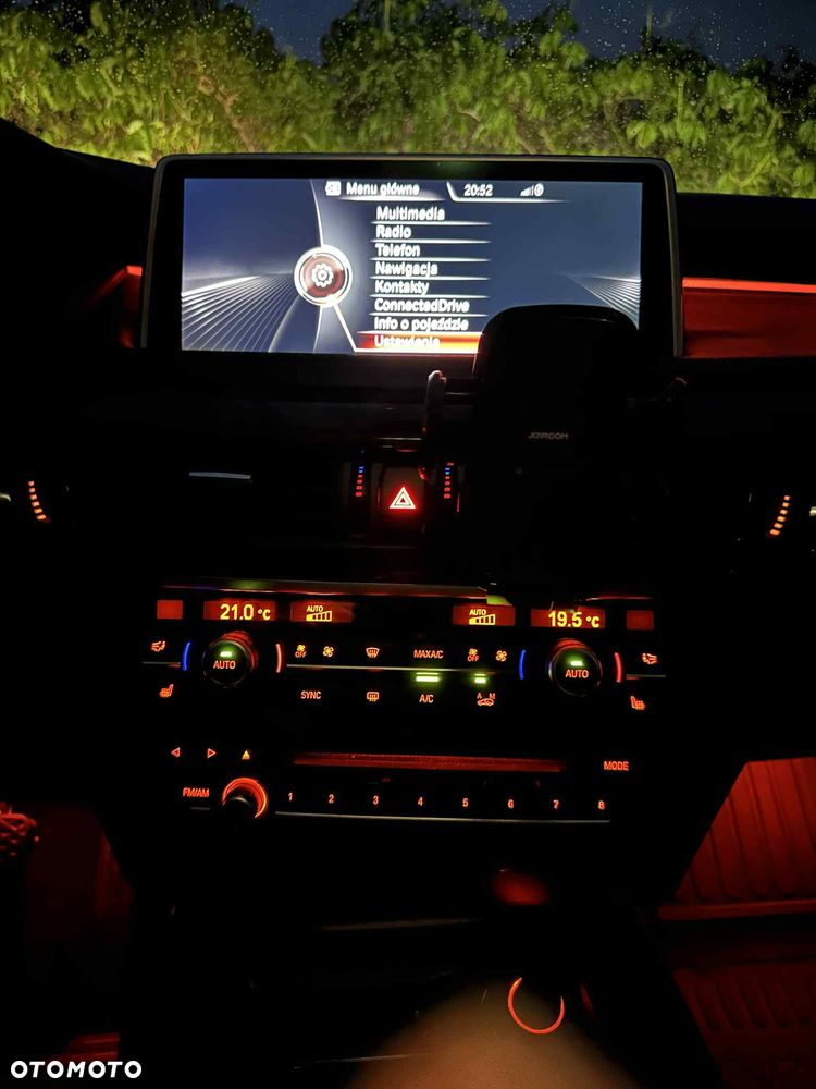 BMW X5 xDrive35i - 19