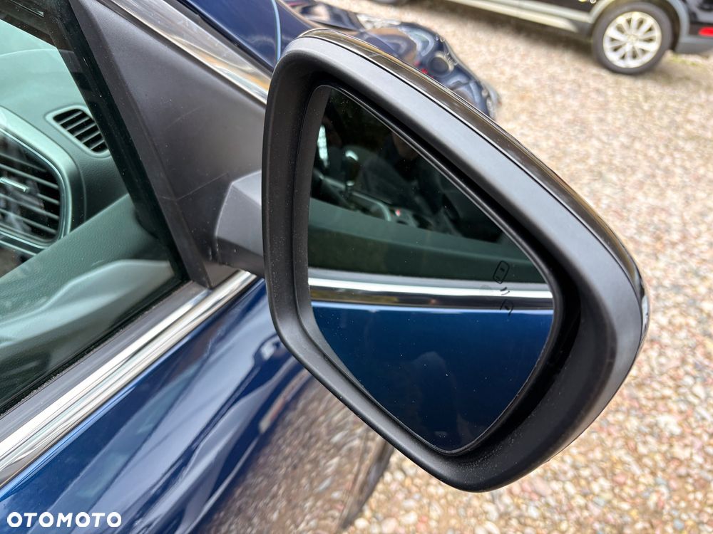 Renault Kadjar TCe 140 EDC GPF BLACK EDITION - 16