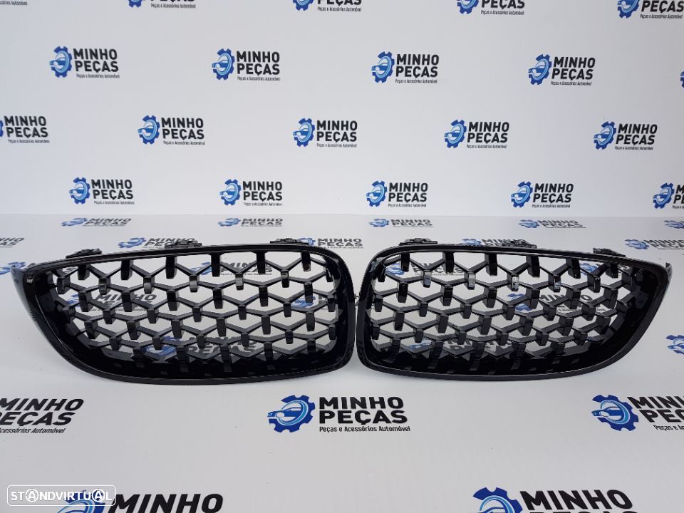 Grelhas Frontais BMW Série 4 (F32/F33/F36) Diamond Black - 1