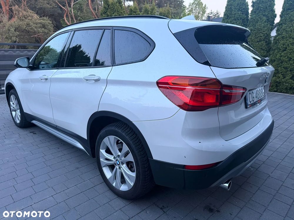 BMW X1 xDrive20d xLine sport - 15