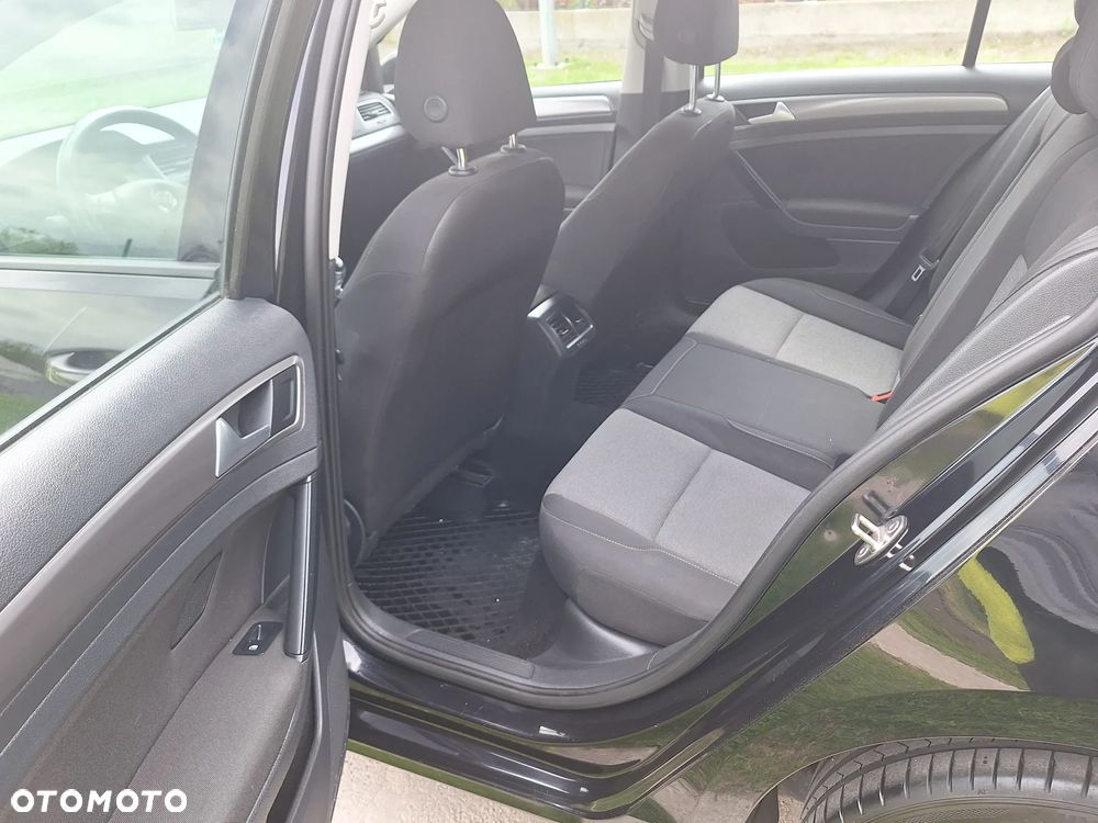 Volkswagen Golf VII 1.6 TDI BlueMotion Trendline - 6