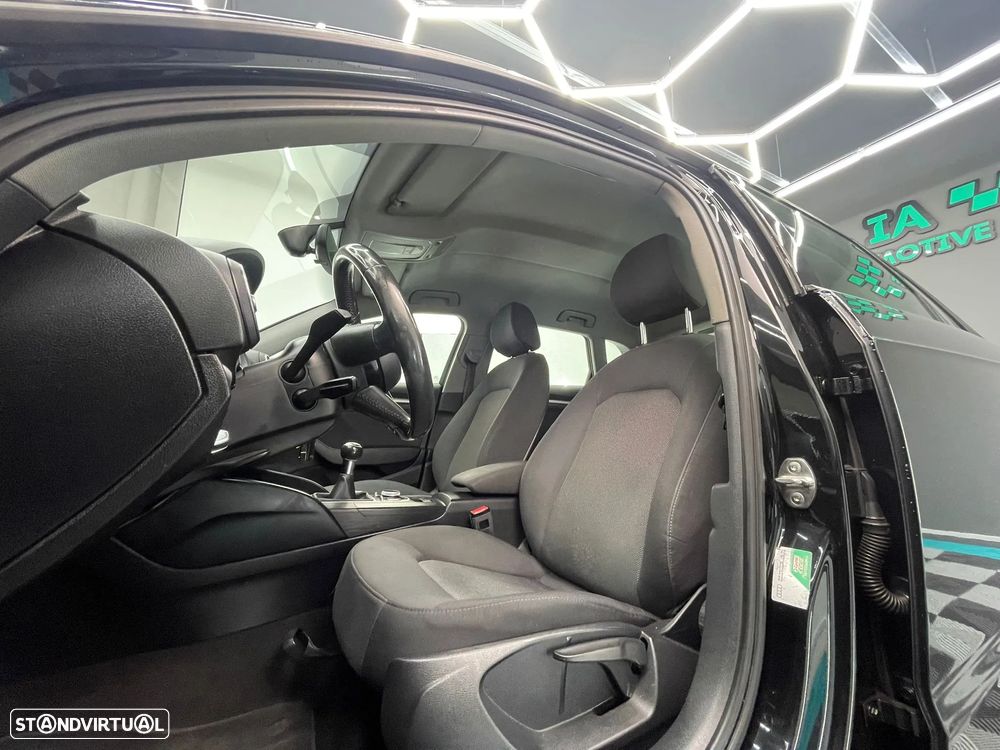 Audi A3 Sportback 1.6 TDI Design - 16