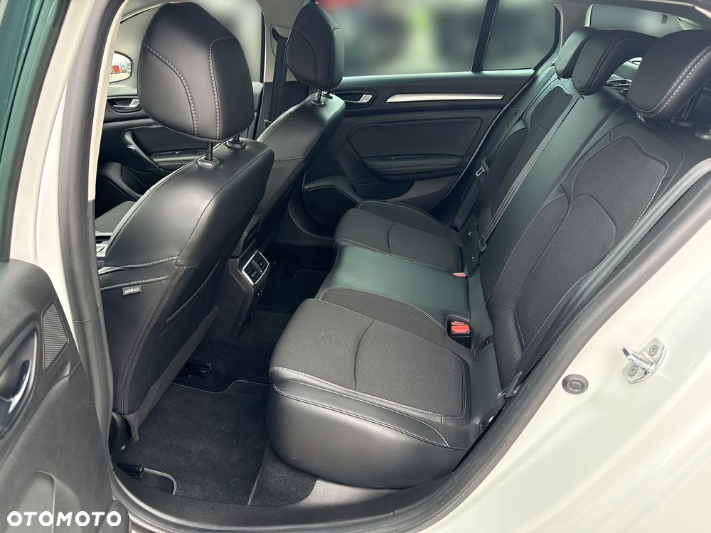 Renault Megane 1.3 TCe Intens - 13