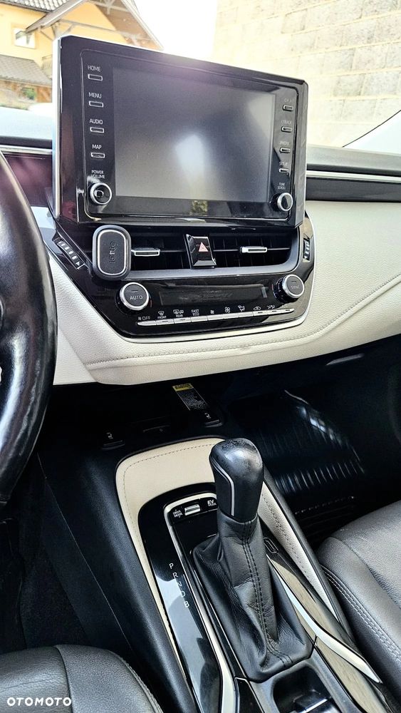 Toyota Corolla 1.8 Hybrid GPF Executive - 9