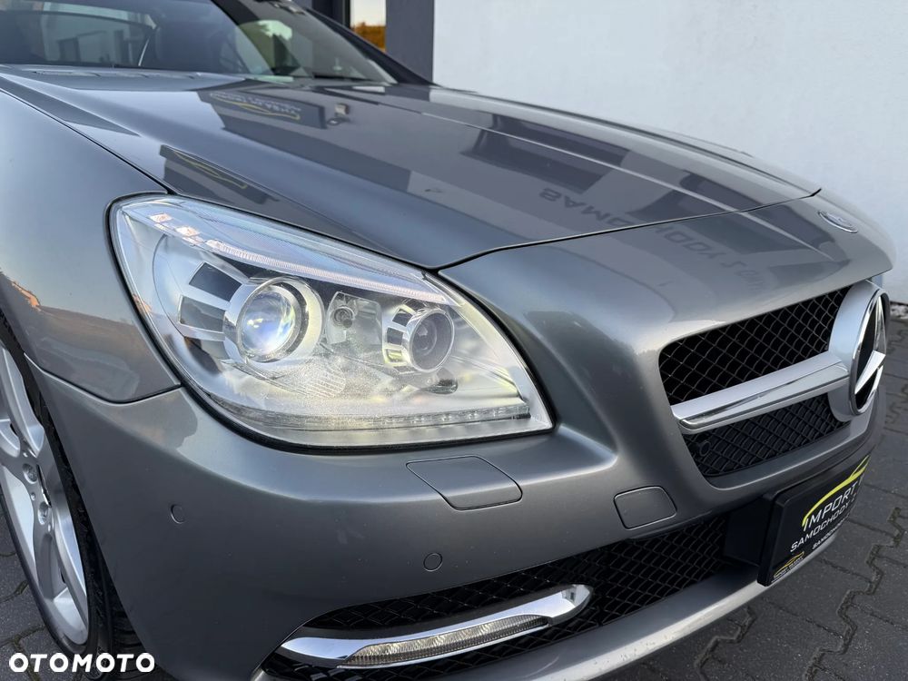 Mercedes-Benz SLK 250 BlueEFFICIENCY 7G-TRONIC Edition 1 - 1