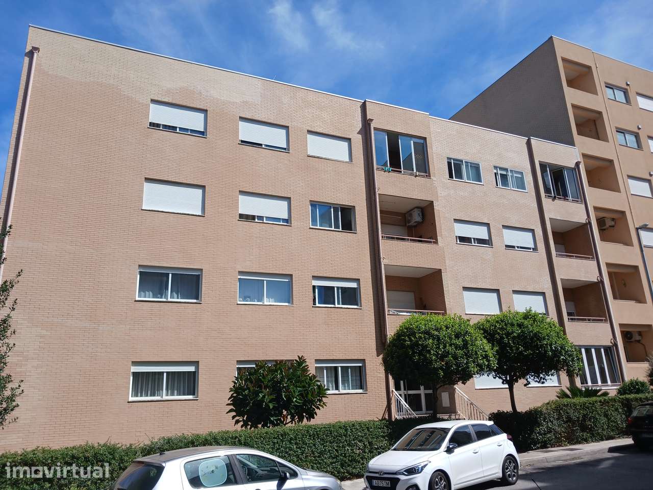 Apartamento T4 na Rua Irmãos Sousa – Lamaçães, Braga - Grande imagem: 3/17