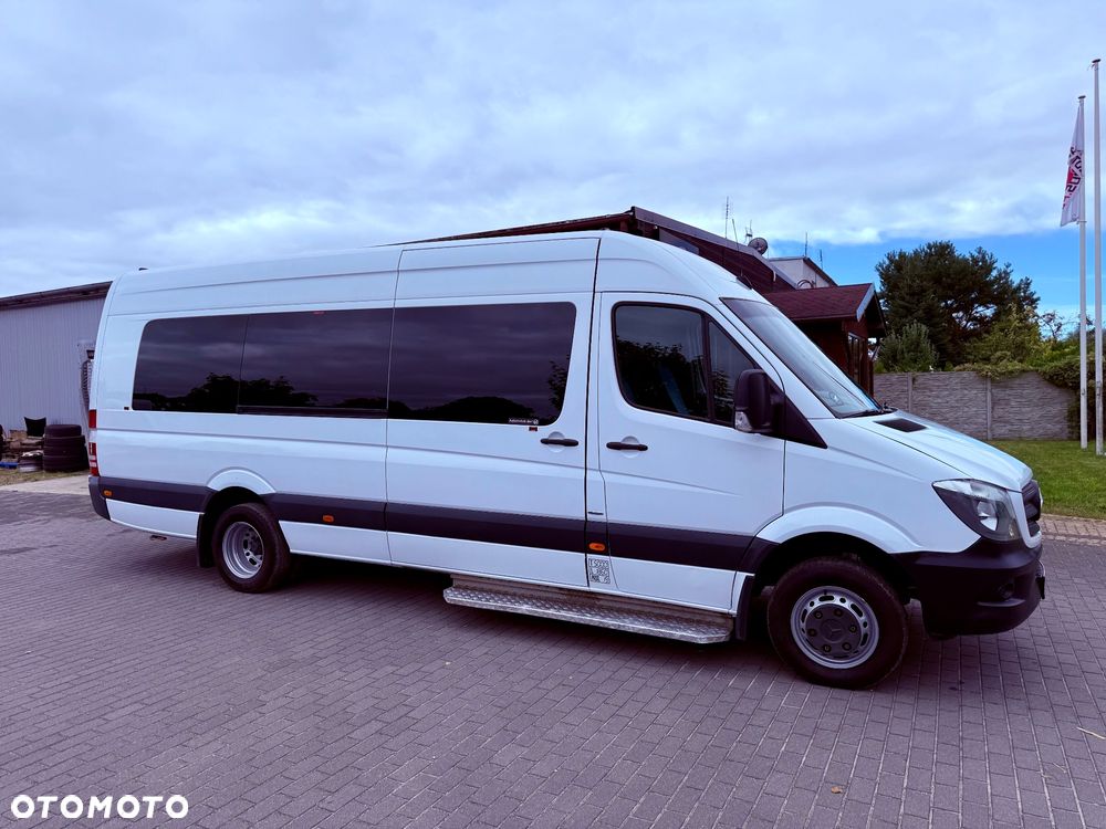 Mercedes-Benz SPRINTER 516 - 8