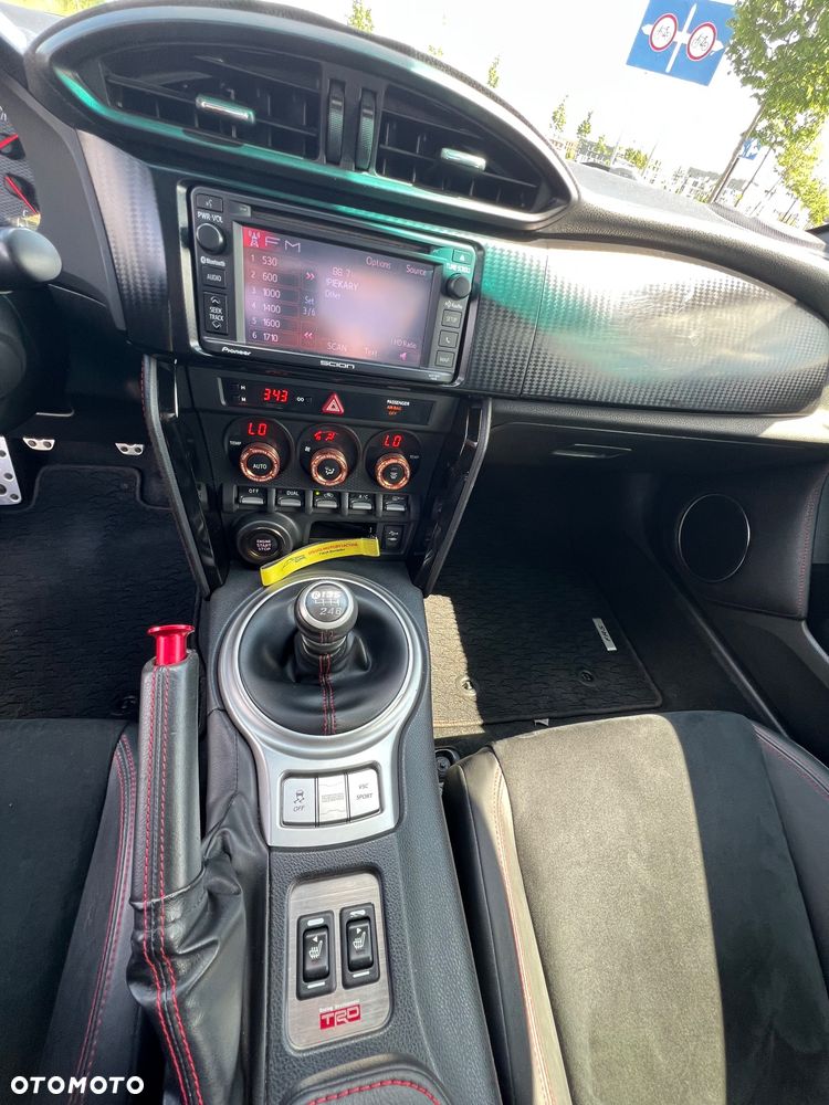 Toyota GT86 2.0 Active - 10