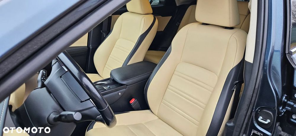 Lexus NX 300h Business Edition - 21