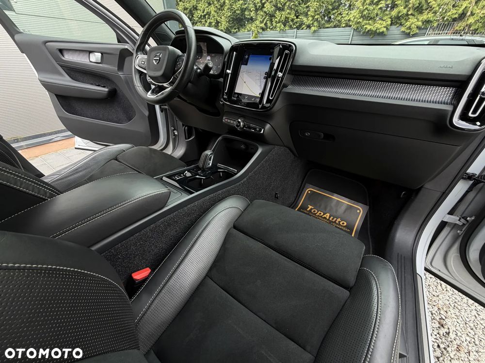 Volvo XC 40 D3 SCR R-Design - 16