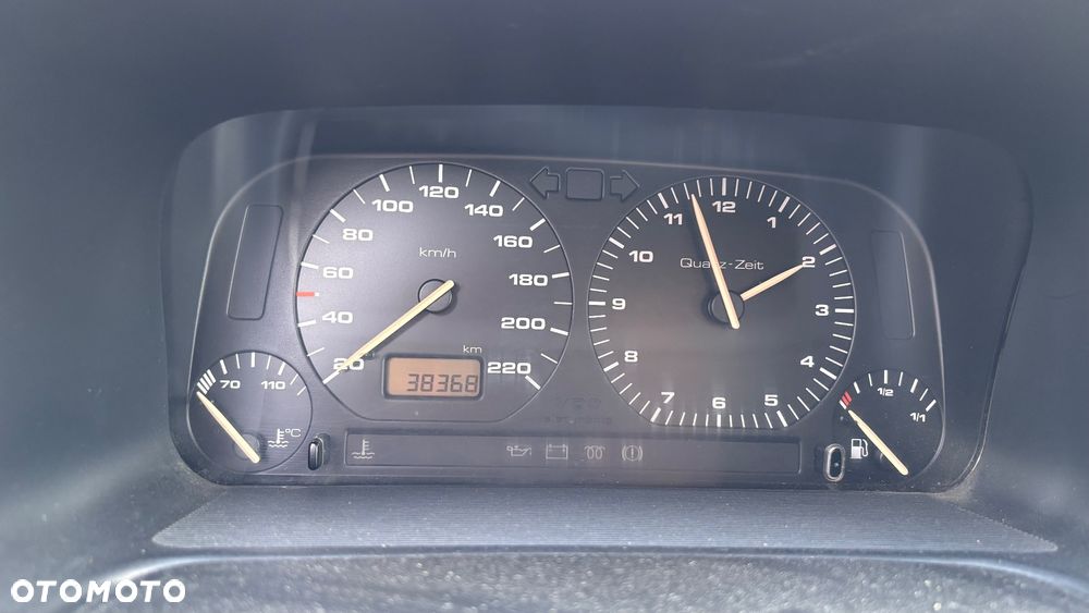 Volkswagen Golf - 11