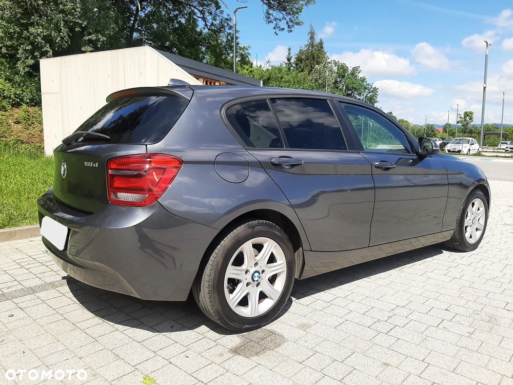 BMW Seria 1 118d - 9
