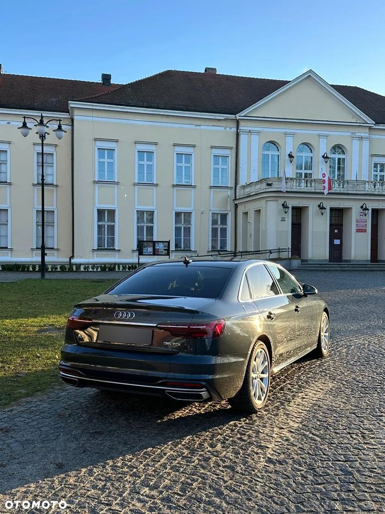 Audi A4 Limousine - 4