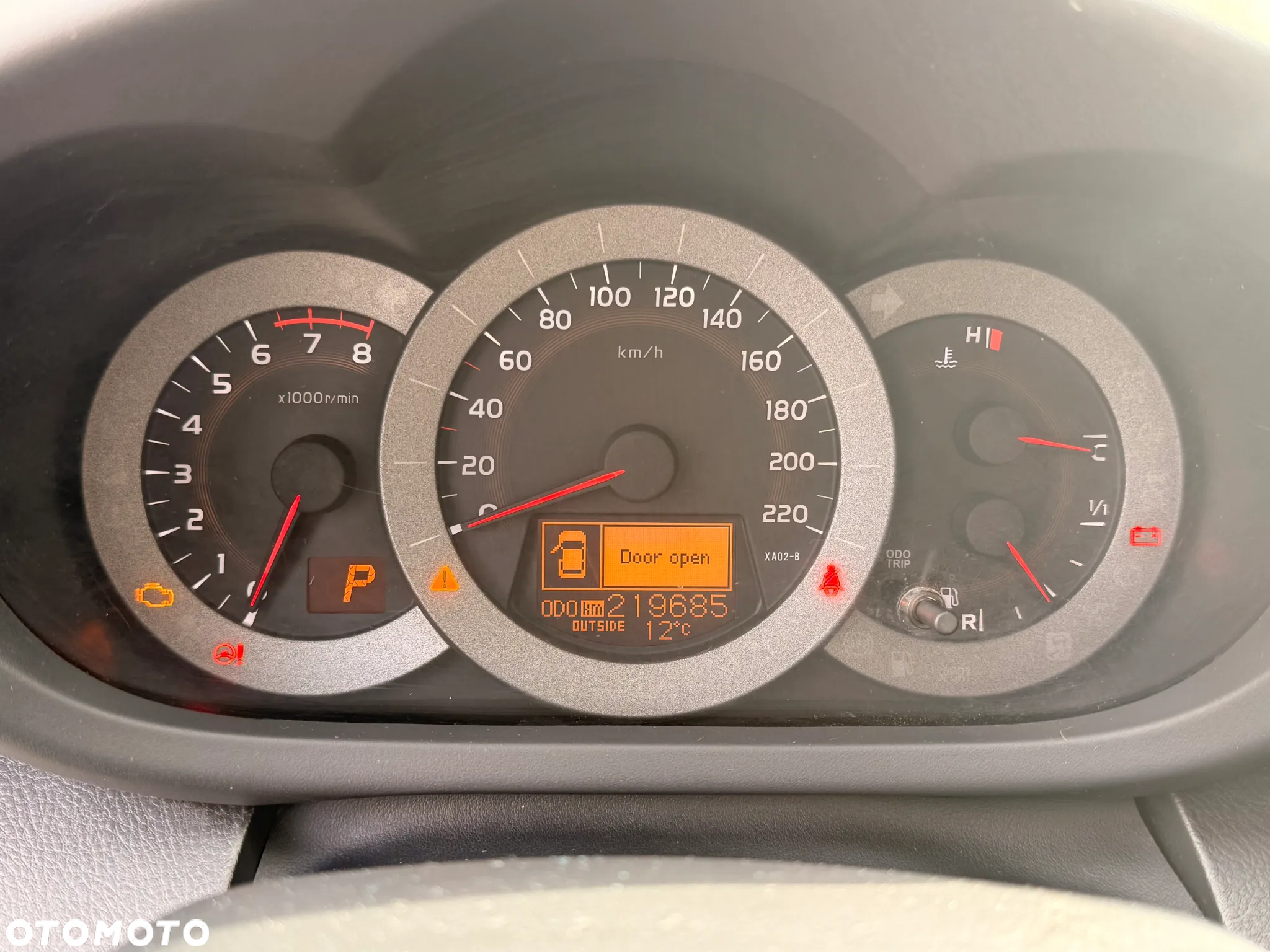 Toyota RAV4 - 11