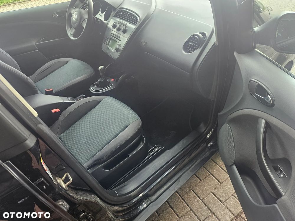Seat Altea XL1.6 Style - 12