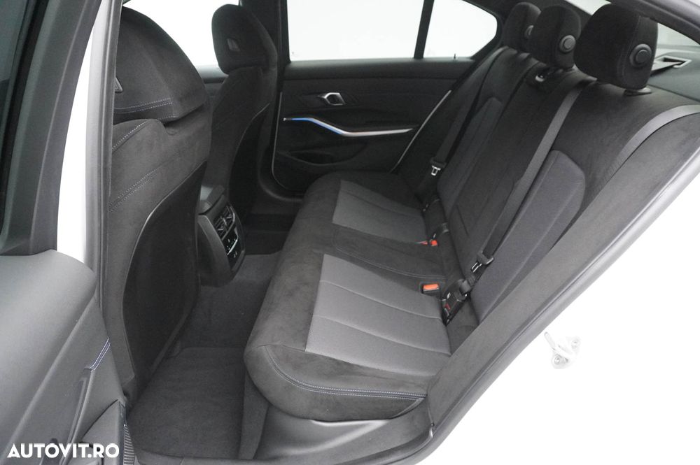 BMW Seria 3 320d xDrive AT MHEV - 15