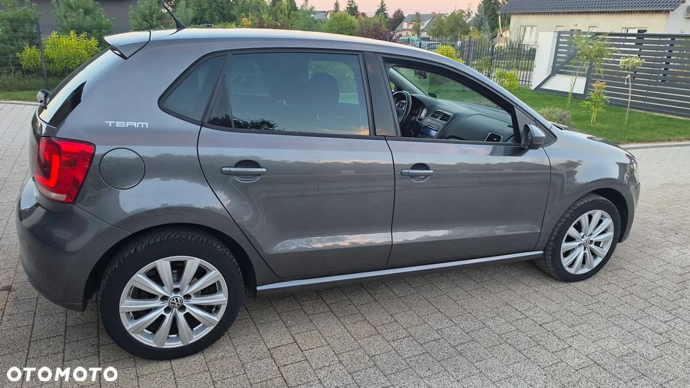 Volkswagen Polo 1.6 TDI DPF Highline - 4