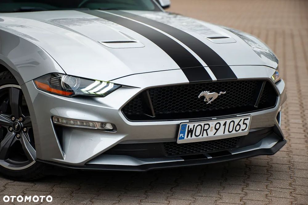 Ford Mustang - 11