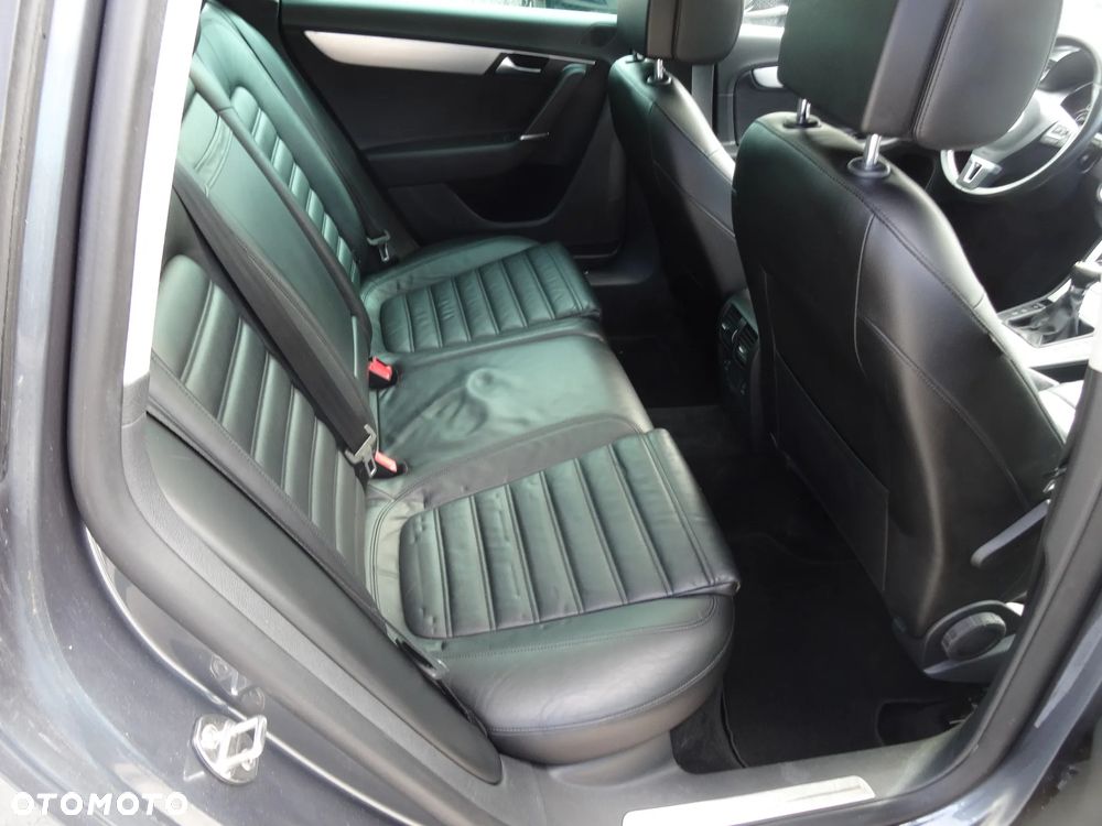 Volkswagen Passat 2.0 TDI BlueMotion Technology Highline - 15
