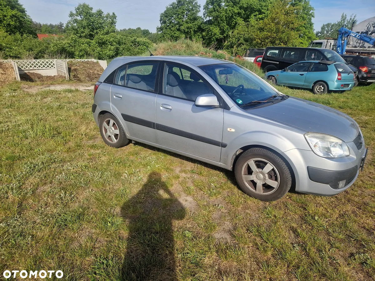 Kia Rio 1.6 Spirit - 3