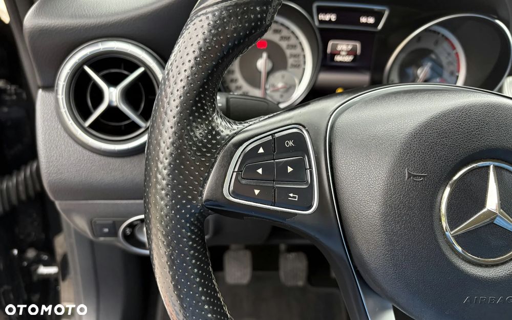 Mercedes-Benz CLA 180 Edition 1 - 31