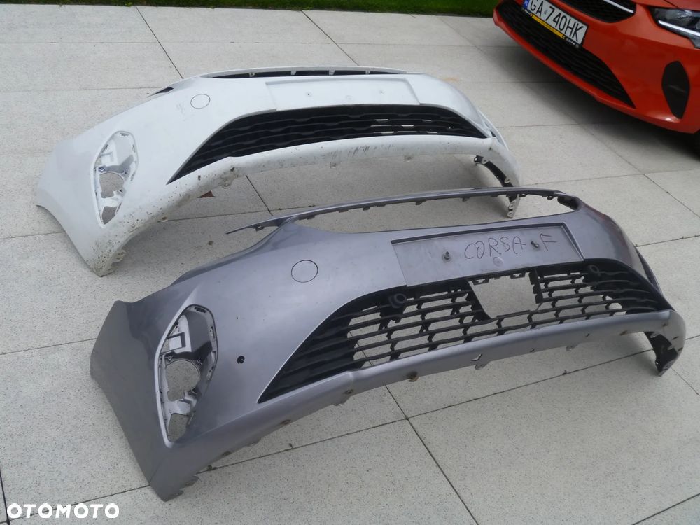 OPEL CORSA F ZDERZAK PRZEDNI KRATKA ORYGINAŁ ŁADNY - 2