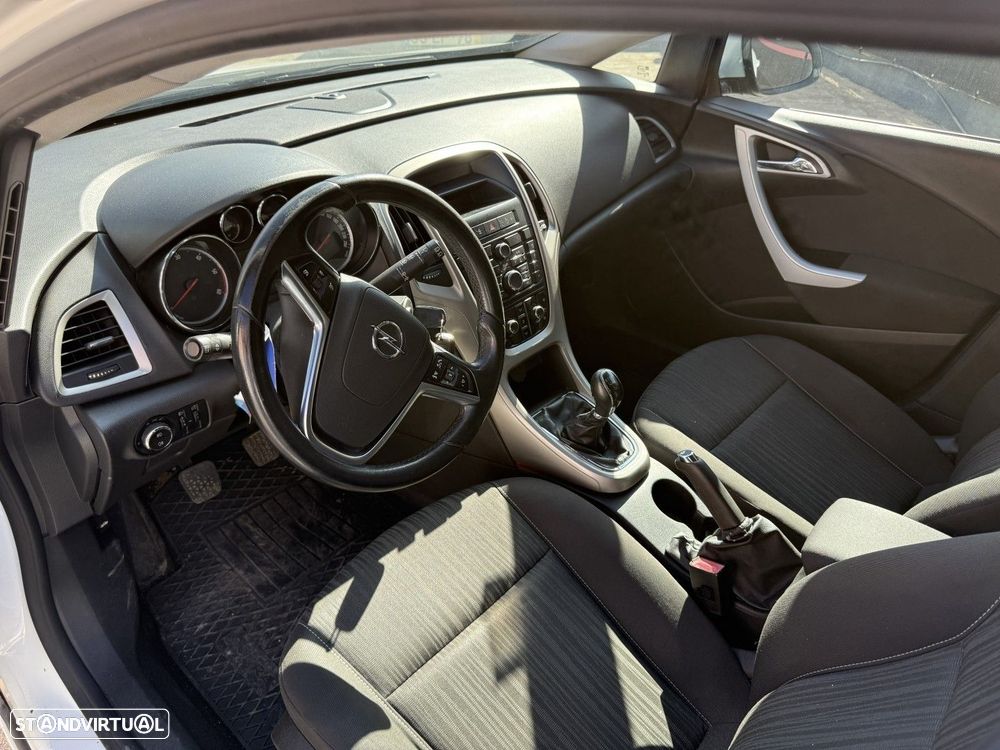 Opel Astra 1.3 CDTi - 14