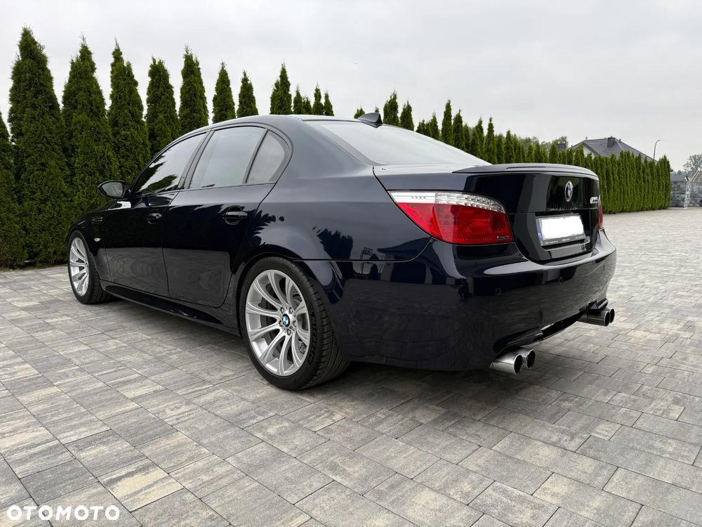 BMW M5 - 4