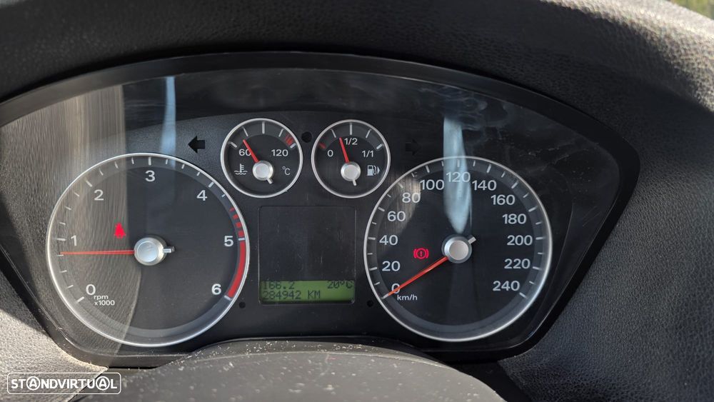 Ford Focus 1.6 TDCi Sport - 8