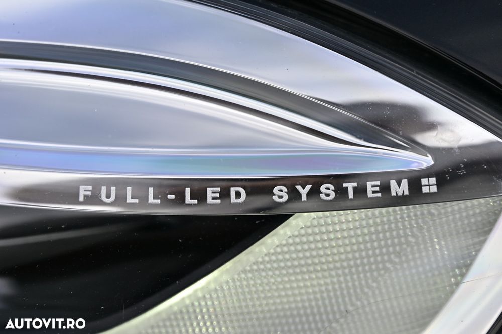 Volvo V40 - 31
