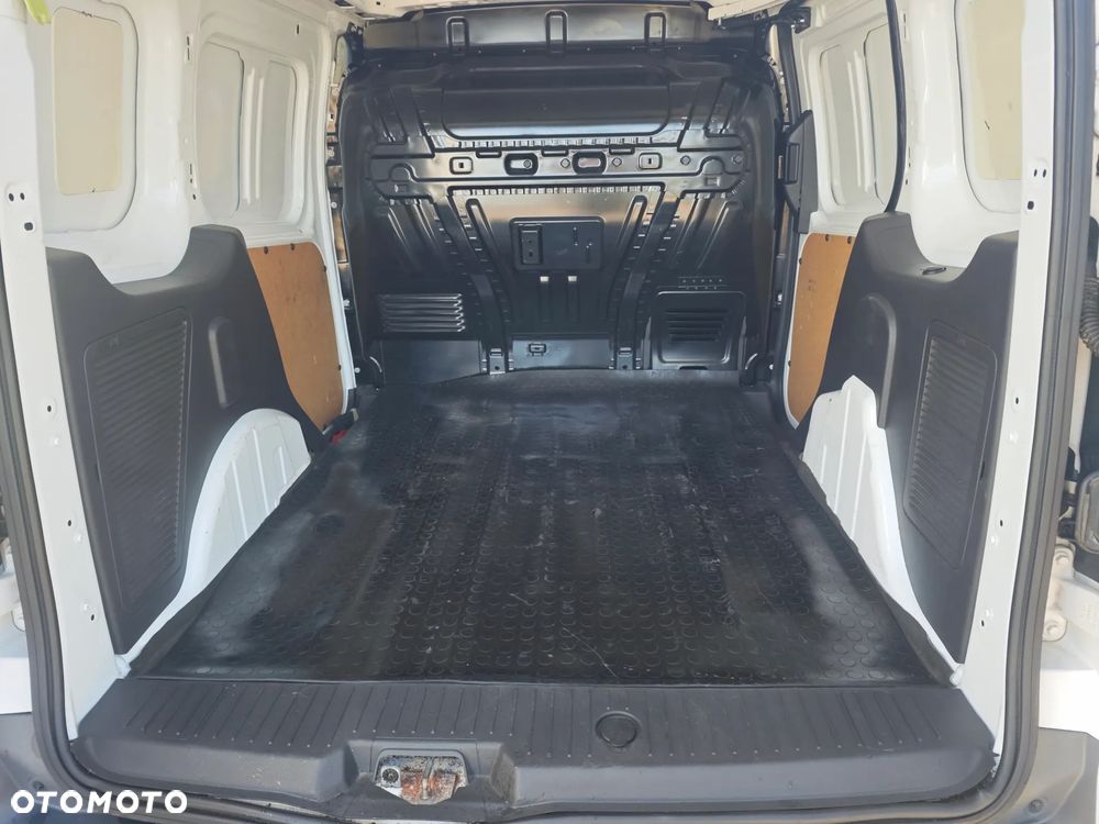 Ford CONNECT - 12