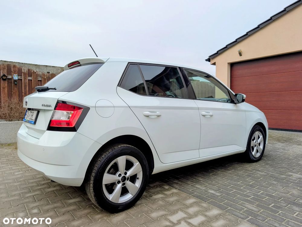 Skoda Fabia 1.2 TSI Ambition - 12