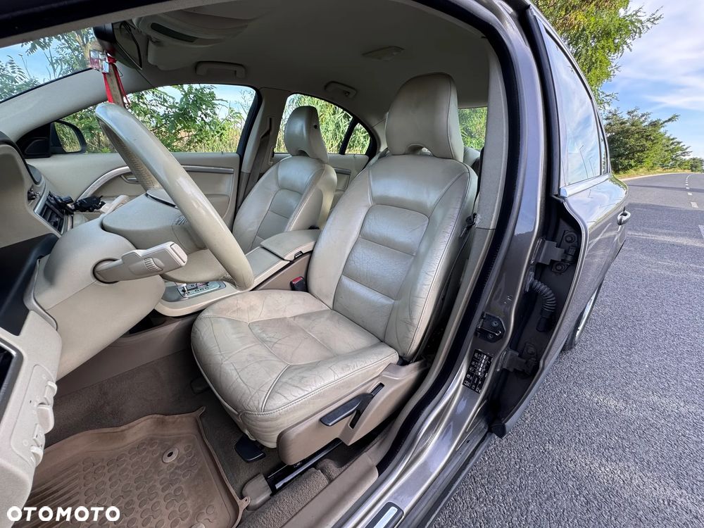 Volvo S80 - 26