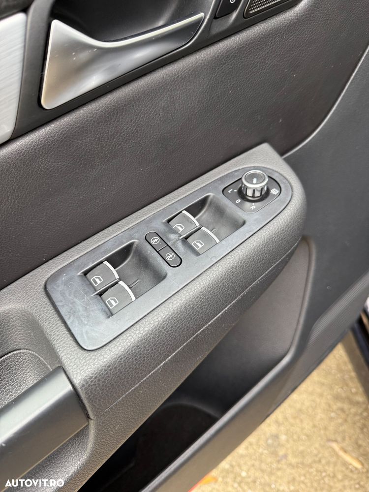 Volkswagen Sharan 2.0 TDI DSG BlueMotion Technology Highline - 20