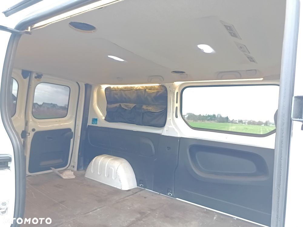 Opel Vivaro - 6