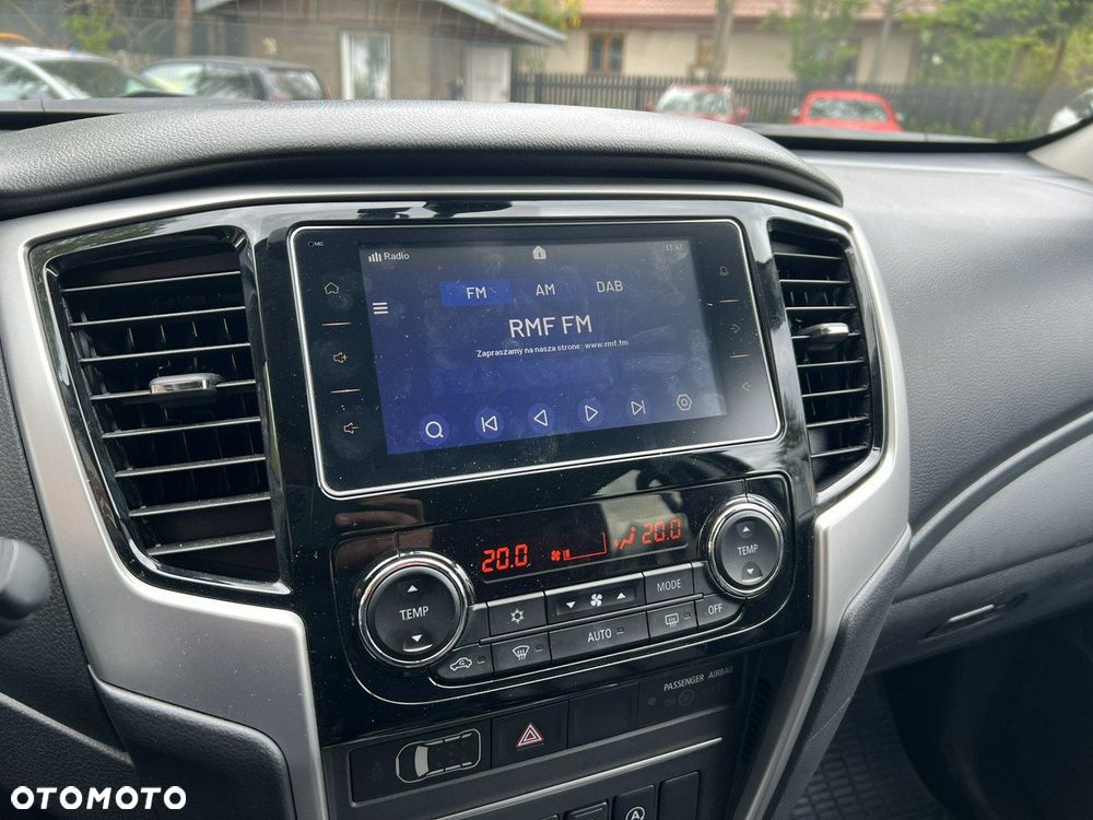 Mitsubishi L200 2.2 d DC Instyle Plus - 6