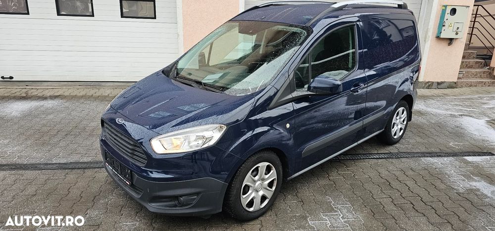 Ford Transit Courier - 1