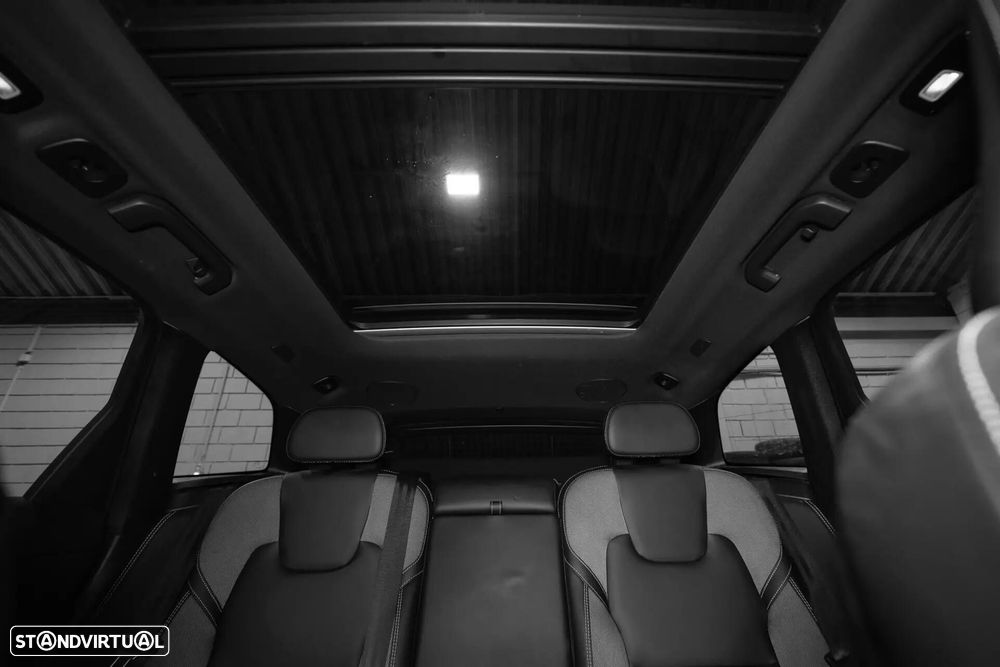 Volvo XC 60 T8 AWD Plus Black Edition - 39