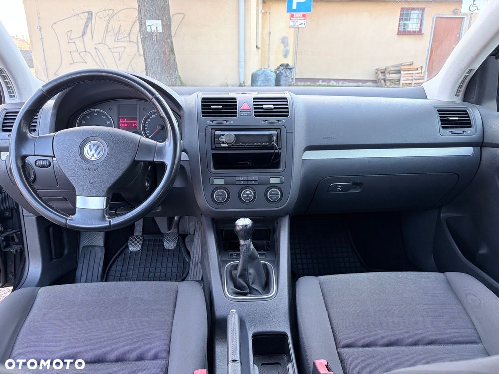 Volkswagen Golf 1.6 Trendline - 14