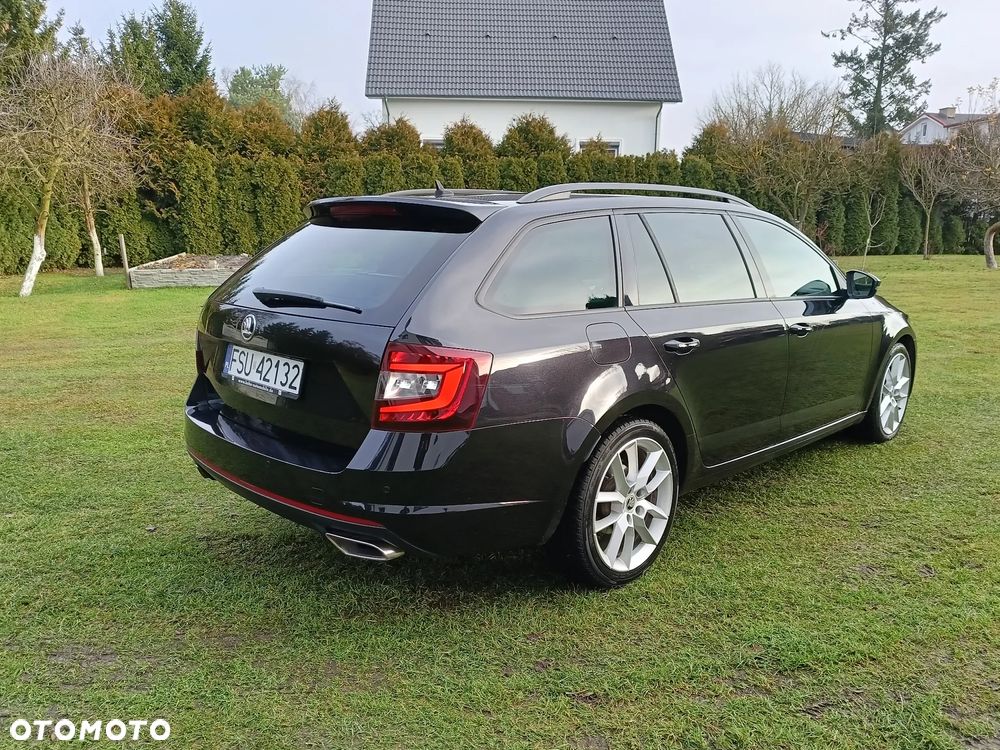 Skoda Octavia 2.0 TDI DSG RS - 5