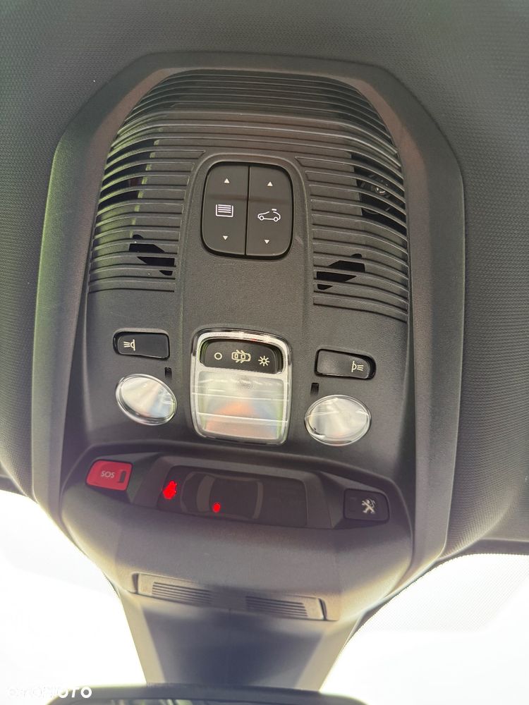 Peugeot 3008 1.6 THP Crossway S&S EAT6 - 31