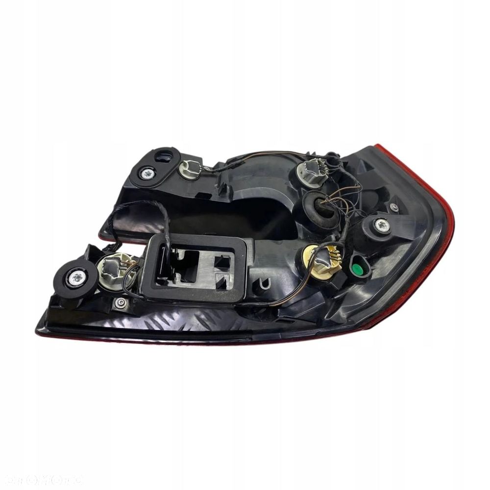 LAMPA TYLNA TYŁ PRAWA CITROEN C4 II GRAND PICASSO 9676853880 - 10
