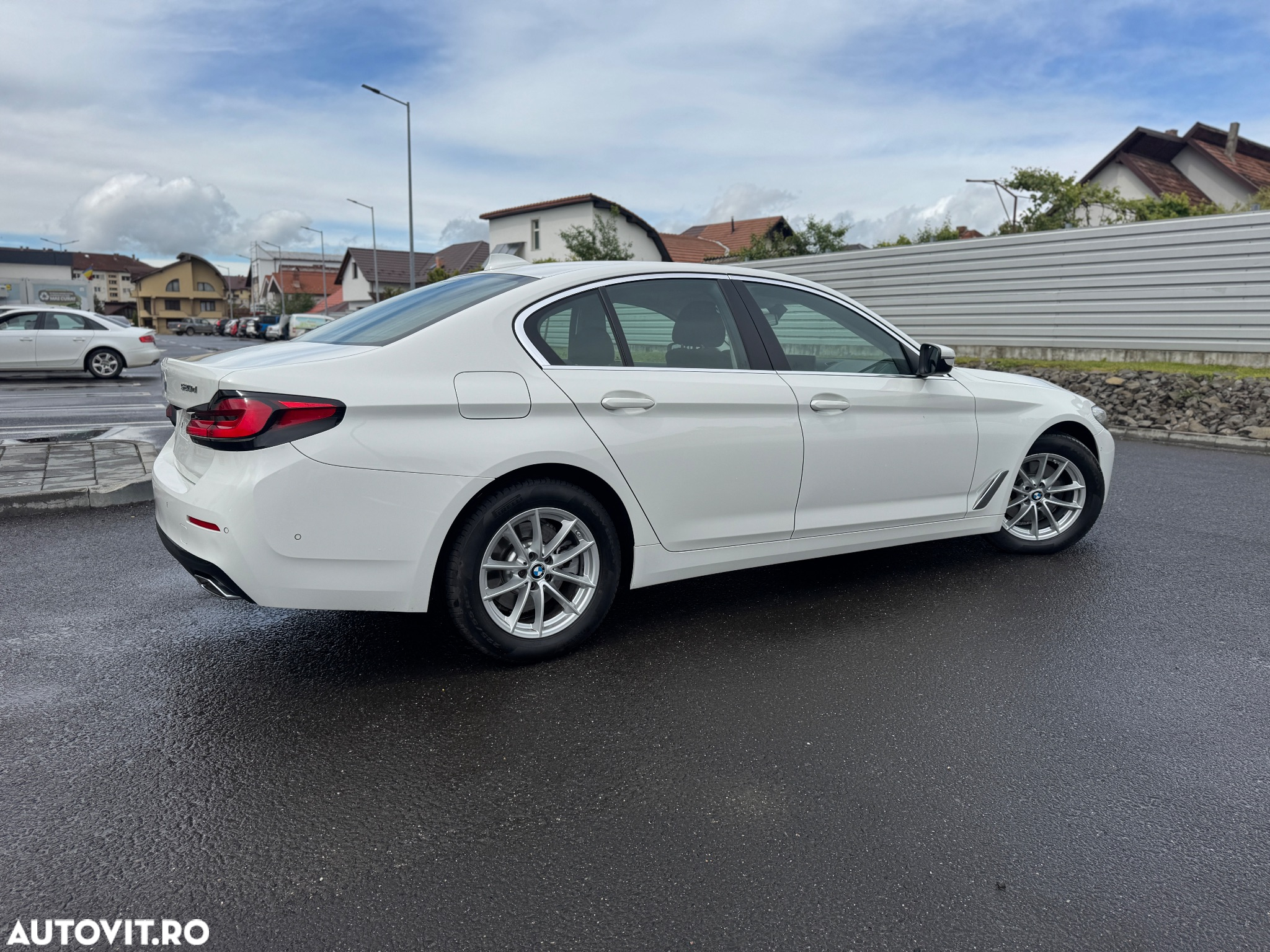 BMW Seria 5 520d Efficient Dynamics Edition Aut. - 18